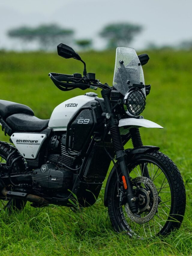 Best Adventure Bike Under 3,00,000