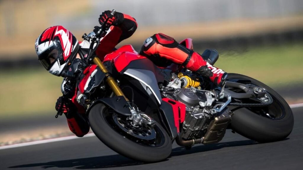 Ducati Streetfighter V2 Price, Top Speed, Mileage