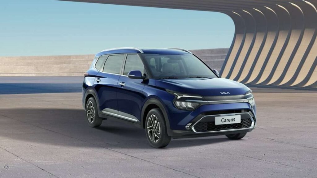 Kia Carens Price, Mileage, On-Road Price