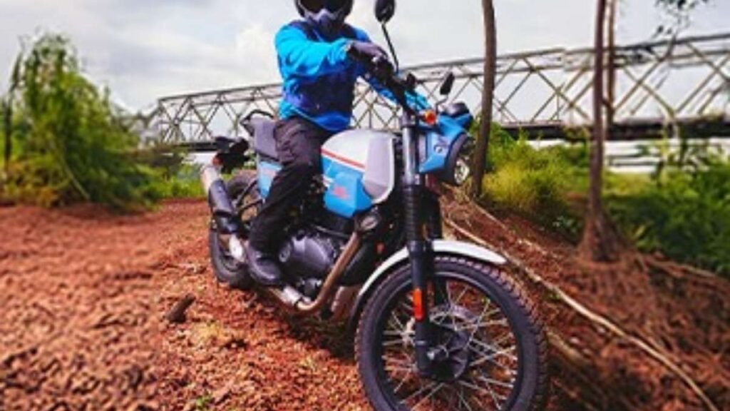 Royal Enfield Scram 440 Price, Mileage, Top Speed