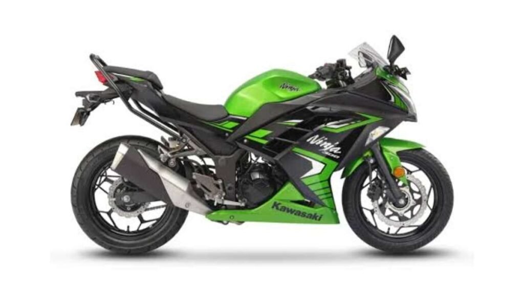 Kawasaki Ninja 300 is Getting a Discount of ₹25,000