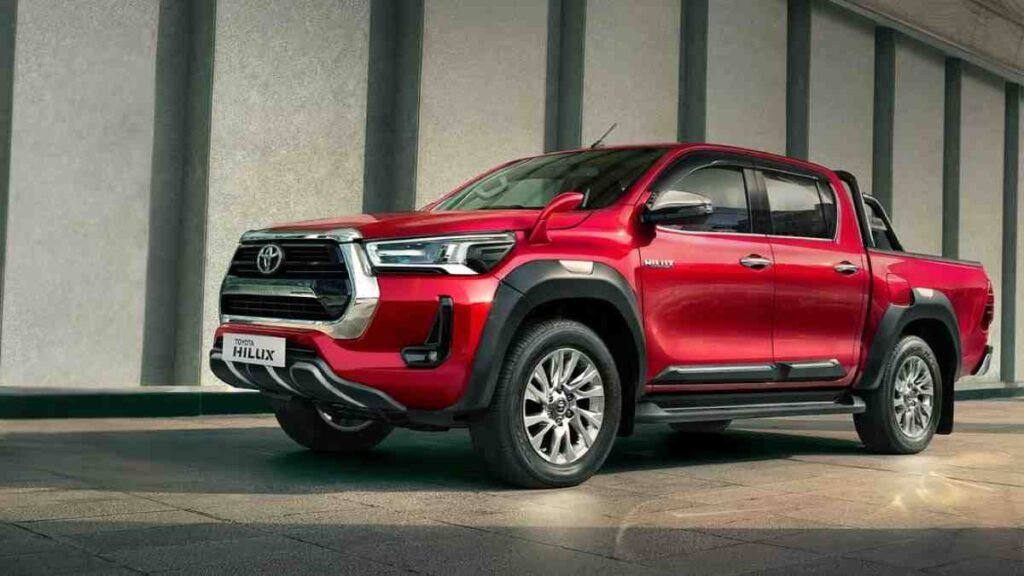 Toyota Hilux Price in India, Interior, Mileage