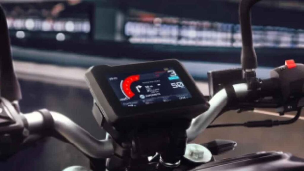 KTM 160 Duke TFT Display Launch Date, Top Features