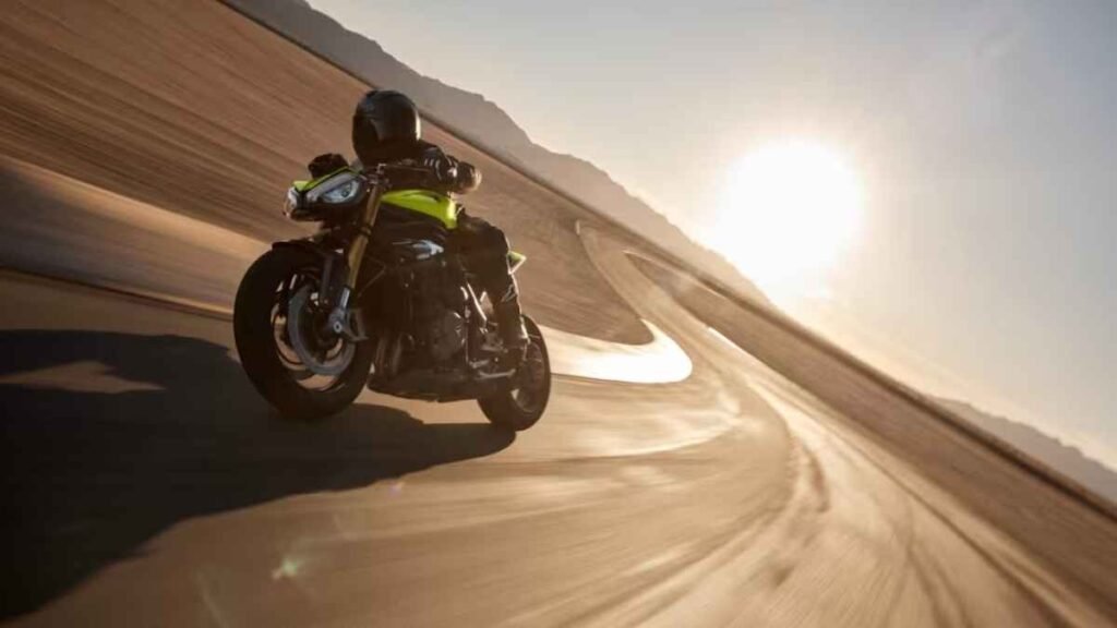 Triumph Speed Triple 1200 RX 2025, Price, Top Speed