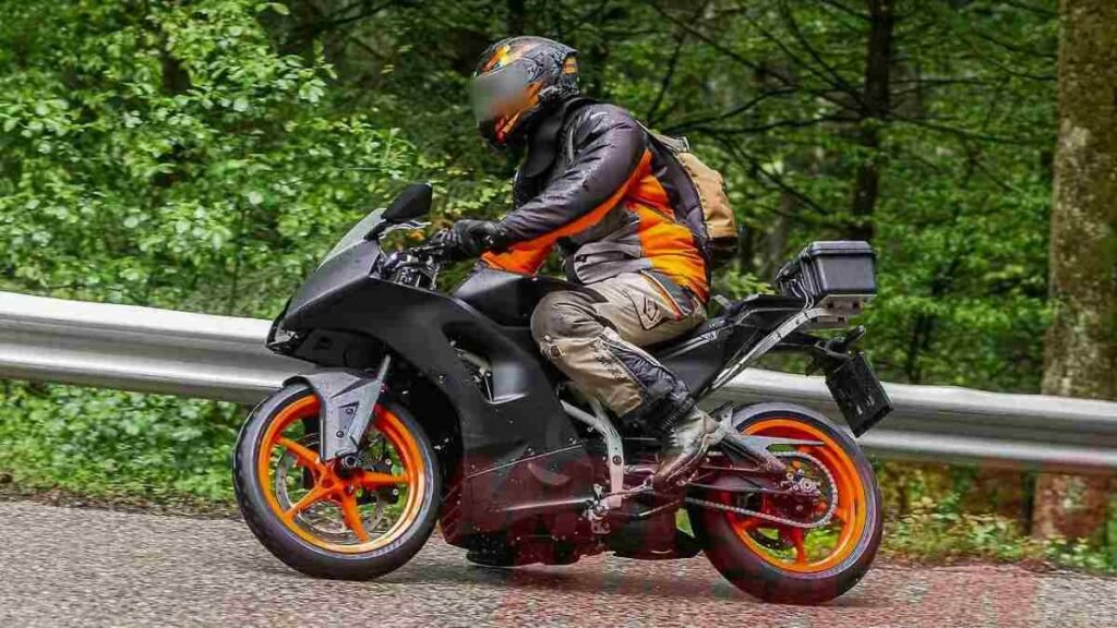 KTM RC 390 2026, Mileage, On-Road Price, Top Speed, Image